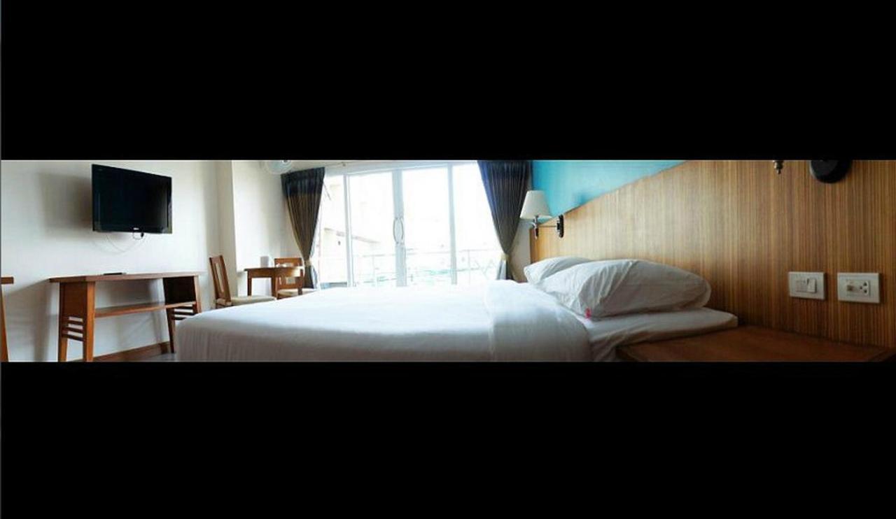 D Apartment Pattaya Esterno foto